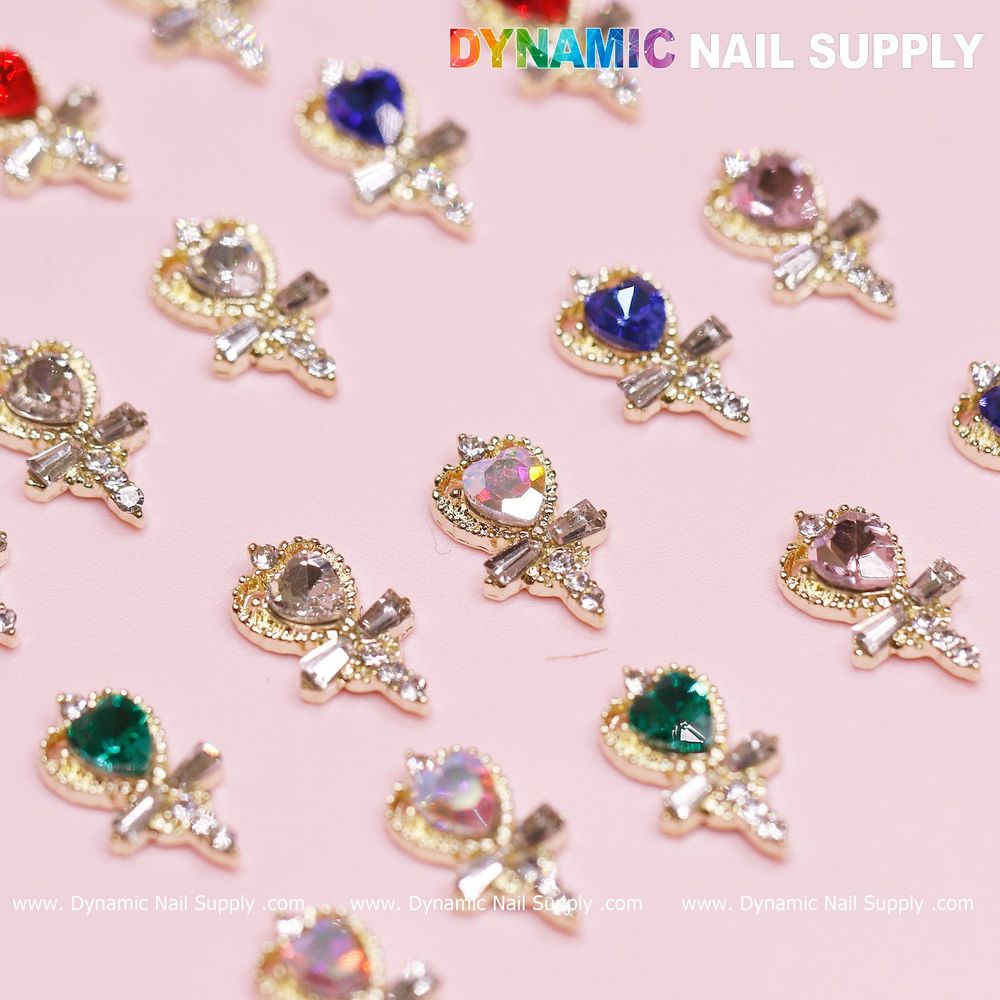 mixed heart rhinestone charms pack - 12